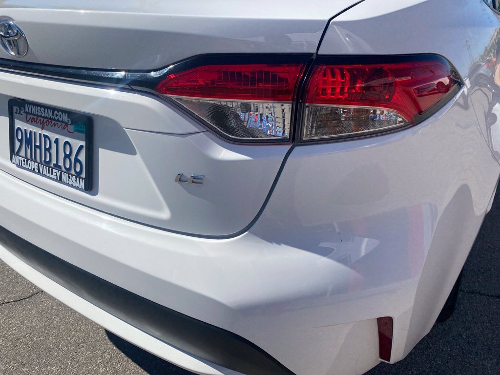 Used 2021 Toyota Corolla LE FWD image 12