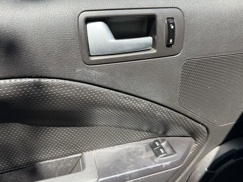 Used 2007 Ford Mustang GT RWD image 14