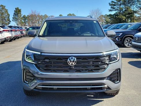 New 2026 Volkswagen Atlas SEL Premium R-Line AWD/4WD image 2