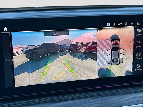 Used 2021 BMW 530i w/ Premium Package image 15