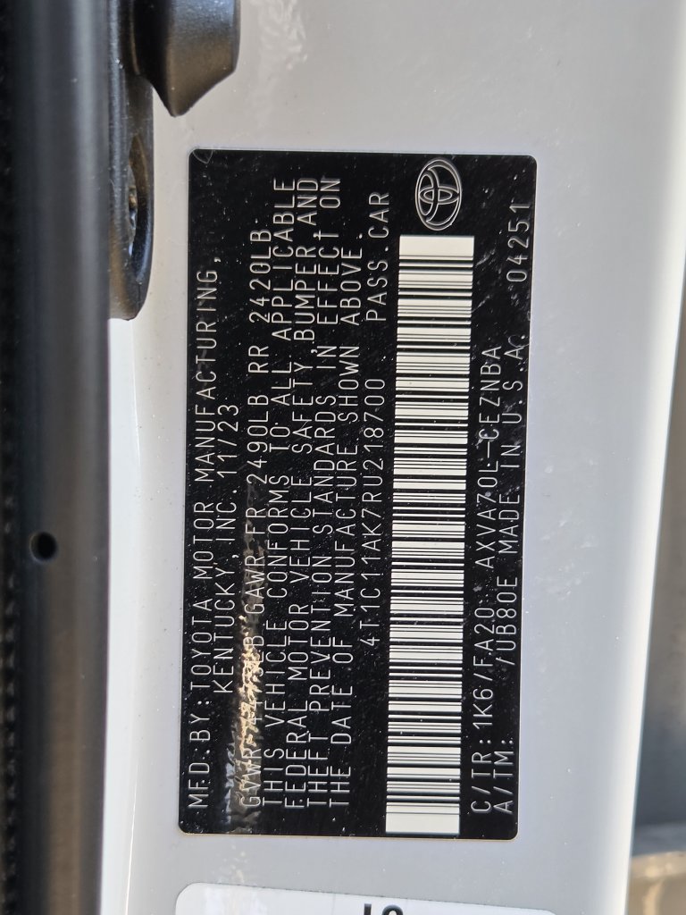 Used 2024 Toyota Camry LE FWD image 31