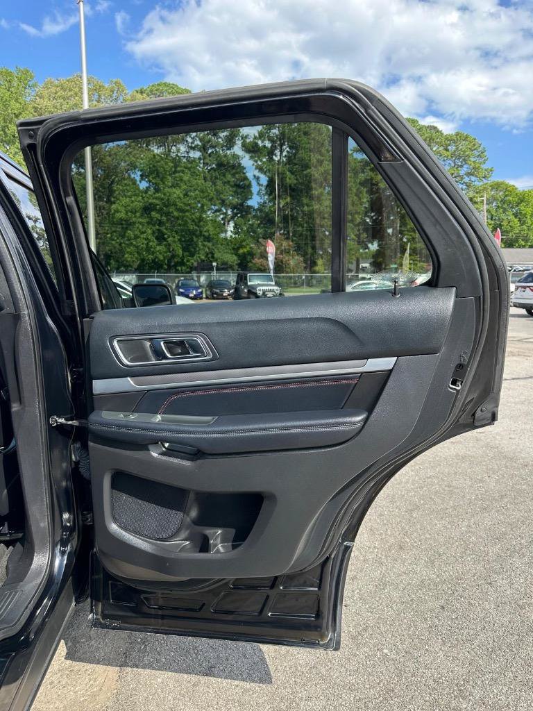 Used 2017 Ford Explorer Sport w/ Equipment Group 401A AWD/4WD image 14