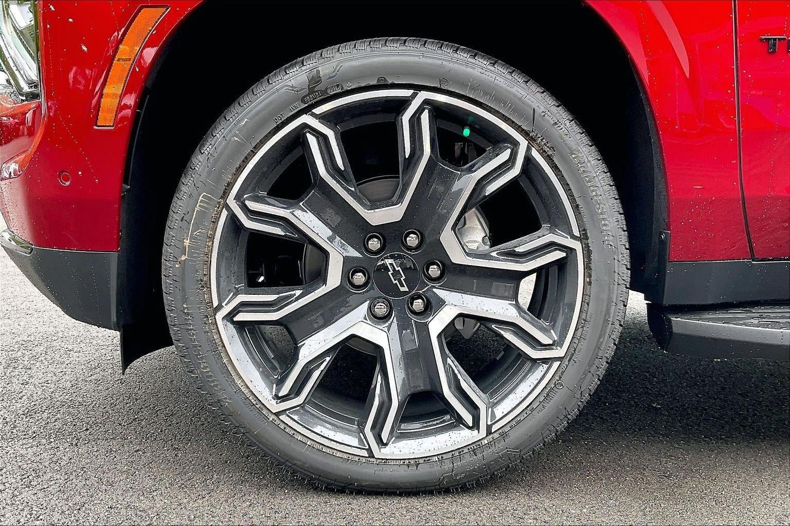 New 2026 Chevrolet Tahoe RST w/ RST Capability Package AWD/4WD image 11
