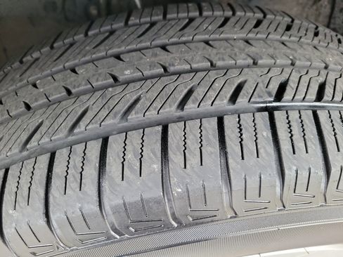 Used 2019 Toyota RAV4 LE image 13