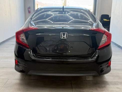 Used 2017 Honda Civic EX image 6
