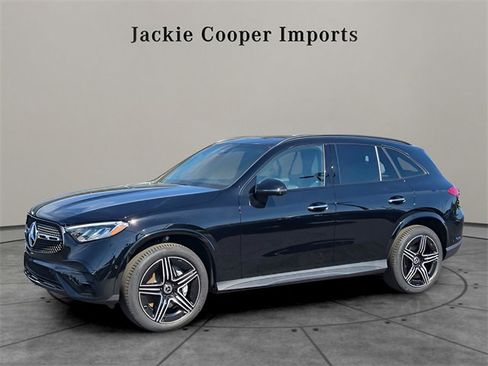 New 2025 Mercedes-Benz GLC 300 4MATIC image 1