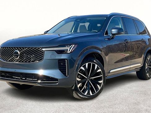 New 2026 Volvo XC90 T8 Ultra w/ Protection Package Premier image 2