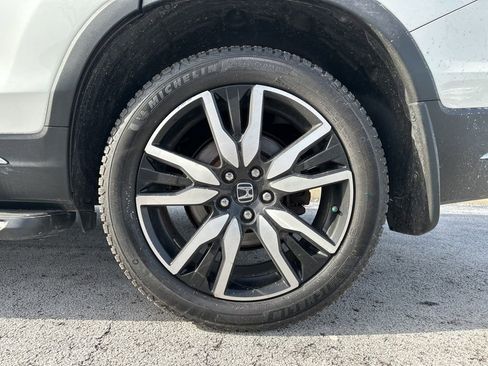 Used 2019 Honda Pilot Elite image 8