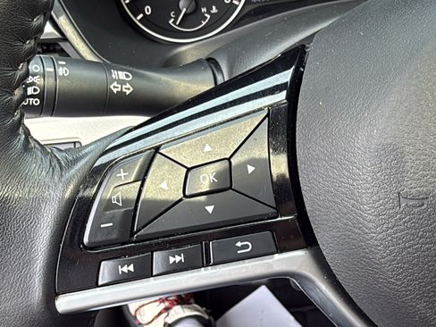 Used 2021 Nissan Altima 2.5 Platinum AWD/4WD image 10