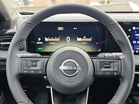 New 2026 Nissan Kicks SR w/ Cold Weather Package AWD/4WD image 14