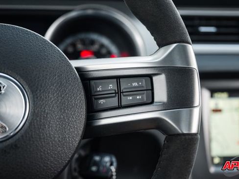 Used 2013 Ford Mustang Shelby GT500 RWD image 74
