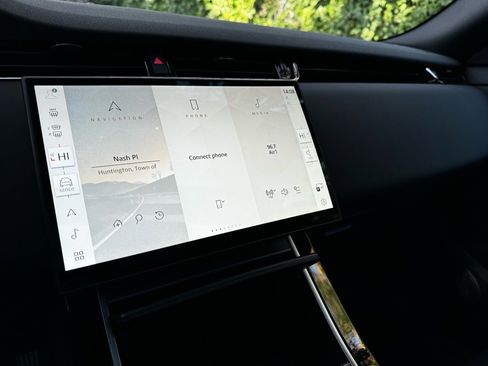 New 2026 Land Rover Range Rover Evoque S image 12