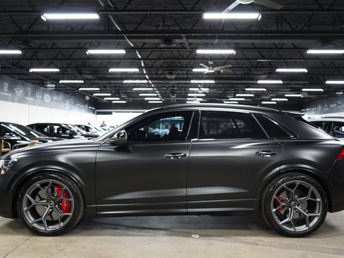 Used 2025 Audi RS Q8 performance AWD/4WD image 2