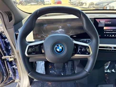 Used 2024 BMW iX xDrive50 AWD/4WD image 25