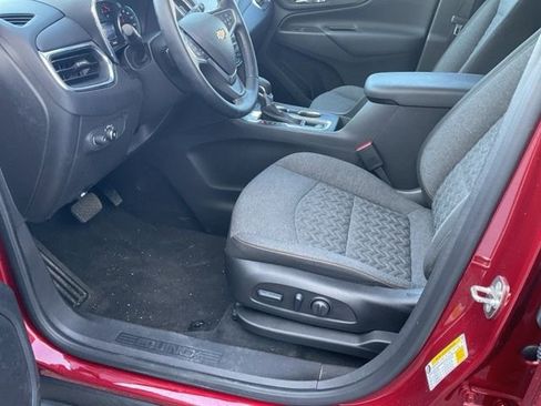 Used 2023 Chevrolet Equinox LT image 21