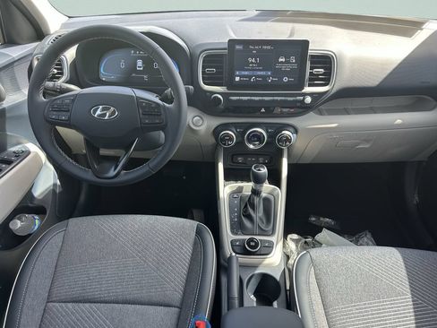 New 2026 Hyundai Venue SEL FWD image 15