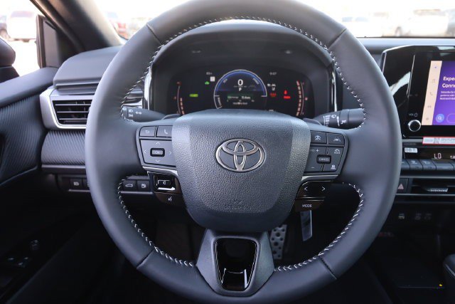 New 2026 Toyota Camry SE FWD image 10
