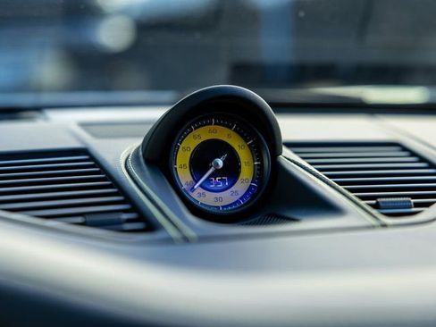 Certified 2025 Porsche 911 Carrera GTS image 29