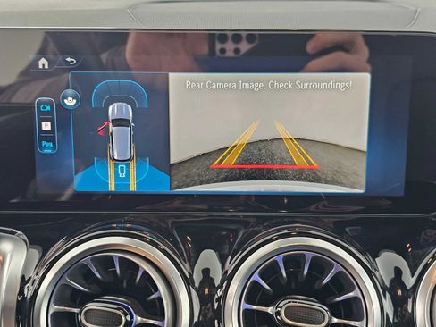 Certified 2025 Mercedes-Benz GLB 250 image 26