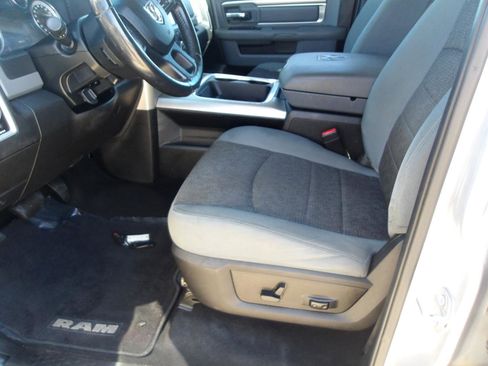 Used 2019 RAM 1500 Lone Star image 19