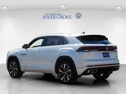 New 2026 Volkswagen Atlas Cross Sport SEL Premium R-Line