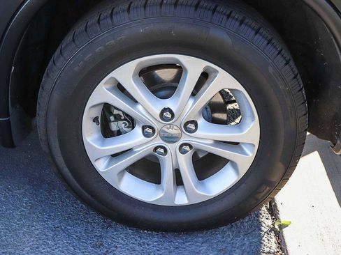 Used 2011 Dodge Durango Crew image 9