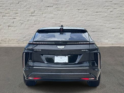 Used 2026 Cadillac Lyriq Luxury AWD/4WD image 4