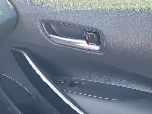 Used 2022 Toyota Corolla XSE image 19