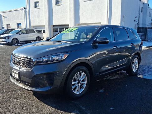 Certified 2020 Kia Sorento LX image 3