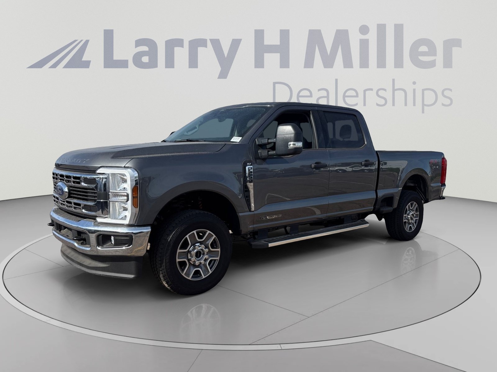 New 2025 Ford F250 XLT w/ FX4 Off-Road Package AWD/4WD image 1