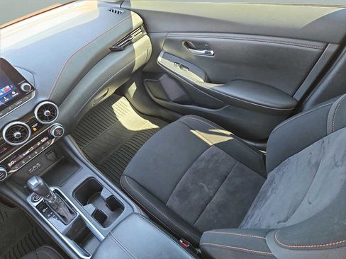 Used 2022 Nissan Sentra SR w/ Lighting Package FWD image 13