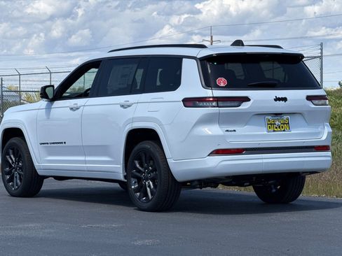 New 2026 Jeep Grand Cherokee L Limited AWD/4WD image 5