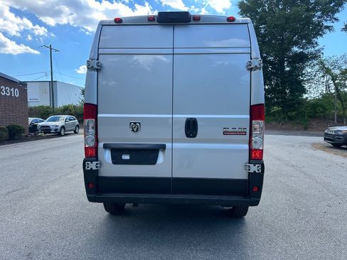 Used 2021 RAM ProMaster 2500 FWD image 6