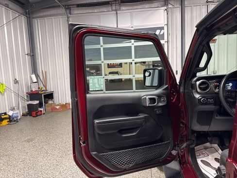 Used 2021 Jeep Wrangler Unlimited Sport image 11