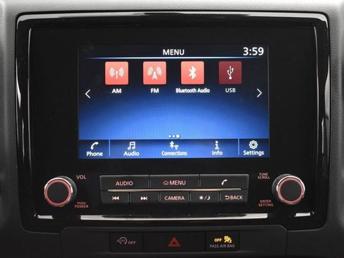 Used 2024 Nissan Frontier SV image 10