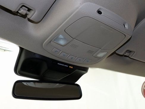 Used 2022 Ford Expedition Max XLT image 23