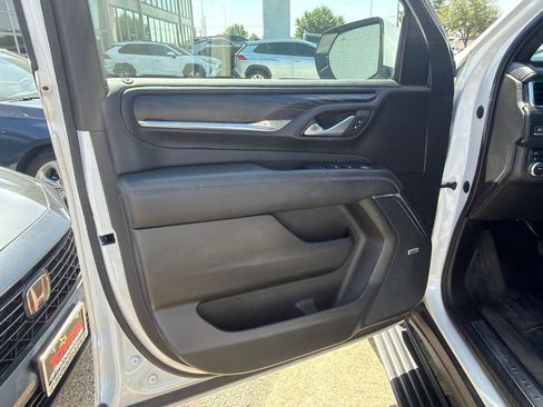 Used 2022 GMC Yukon Denali AWD/4WD image 7