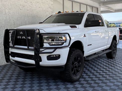Used 2021 RAM 2500 Big Horn w/ Level 2 Equipment Group AWD/4WD image 1