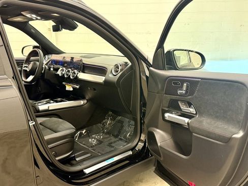 Used 2024 Mercedes-Benz EQB 250+ w/ AMG Line w/ Night Package image 19