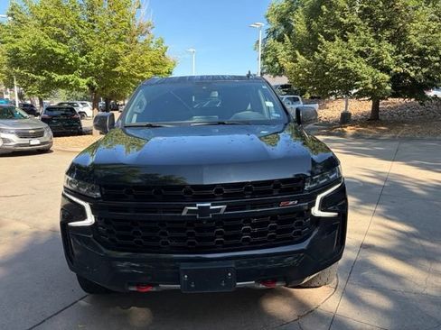 Used 2024 Chevrolet Suburban Z71 w/ Off-Road Capability Package AWD/4WD image 6