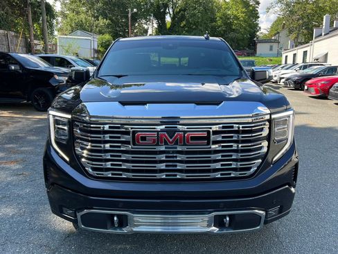 Used 2023 GMC Sierra 1500 Denali w/ Denali Reserve Package AWD/4WD image 2