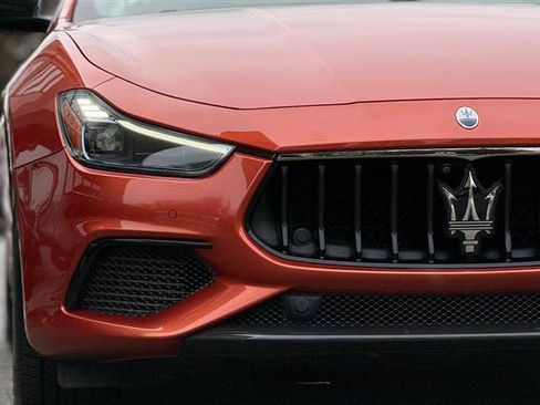 Used 2022 Maserati Ghibli Modena Q4 image 9