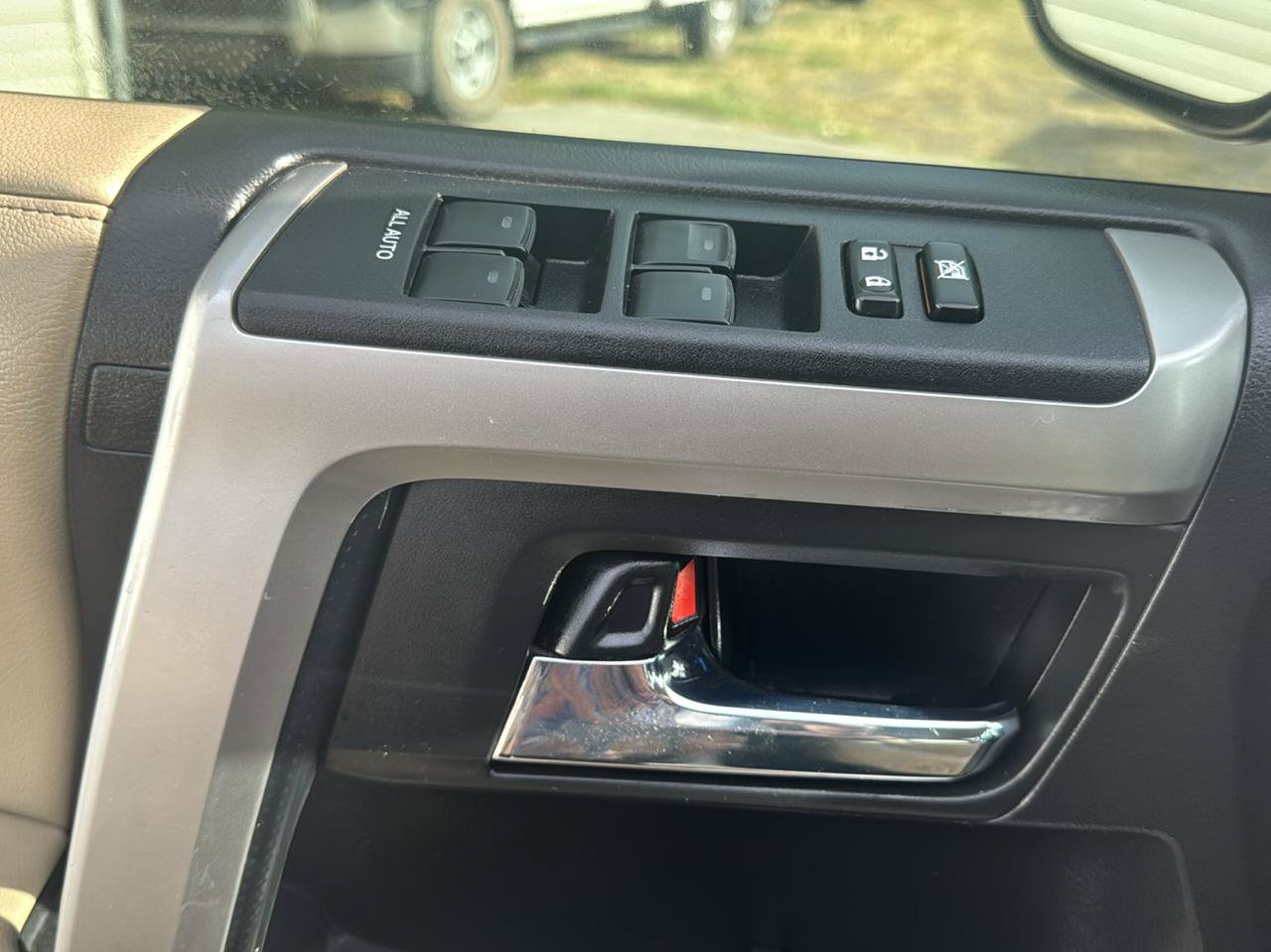 Used 2018 Toyota 4Runner Limited RWD image 11