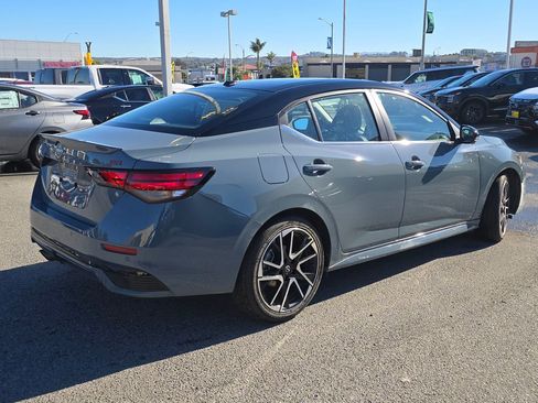 New 2025 Nissan Sentra SR w/ SR Premium Package image 4