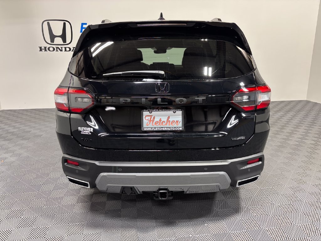New 2026 Honda Pilot Touring image 5