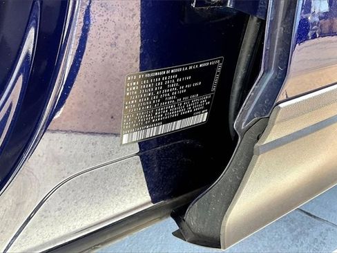 Used 2023 Volkswagen Tiguan SE image 36