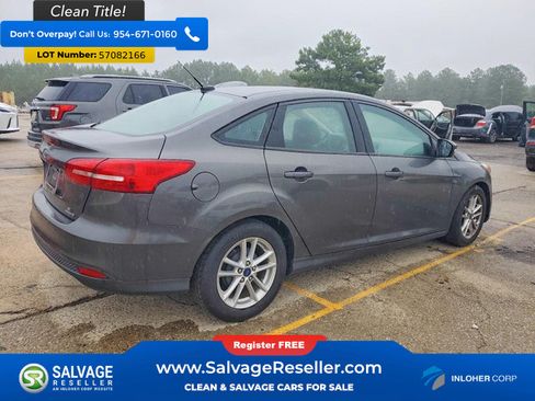 Used 2016 Ford Focus SE FWD image 4