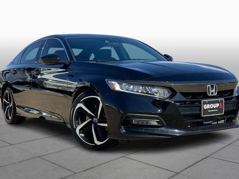Used 2018 Honda Accord Sport image 3