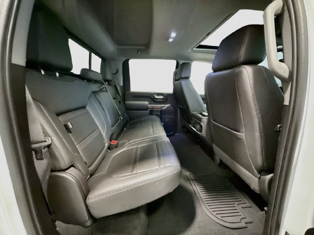 Used 2023 GMC Sierra 3500 Denali w/ Denali Ultimate Package AWD/4WD image 23