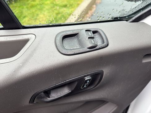 New 2025 Ford Transit 250 Low Roof AWD image 15